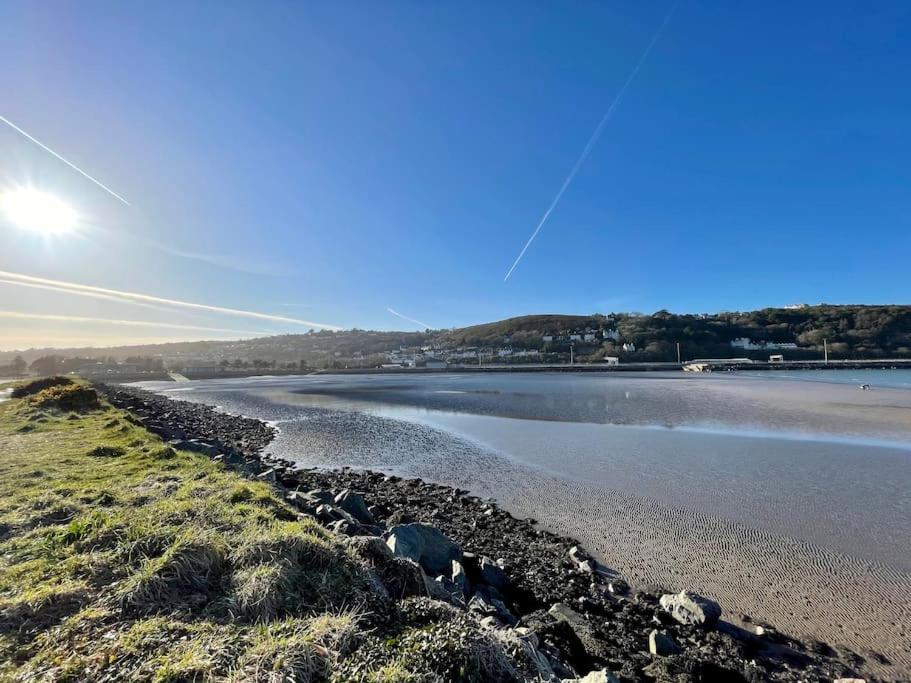 The Hut@Trefechan Wen - Coastal Coziness! Goodwick Bagian luar foto